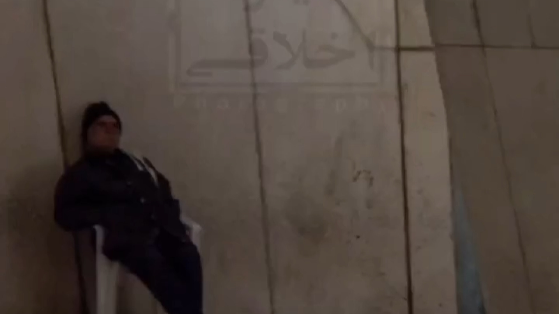پوستر کوچک