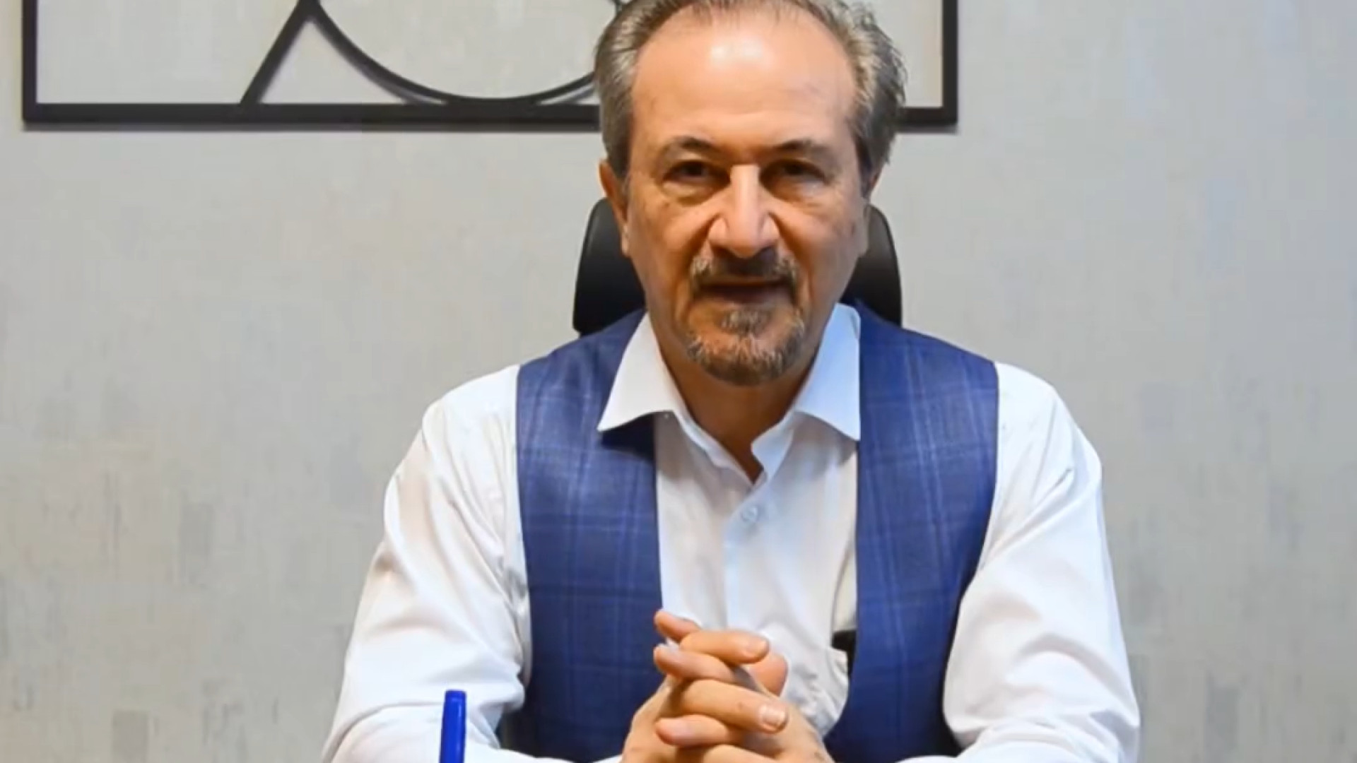 بارداری بعد از تغییر جنسیت دکتر محمدرضا آخوندی نسب-فوق تخصص جراحی پلاستیک