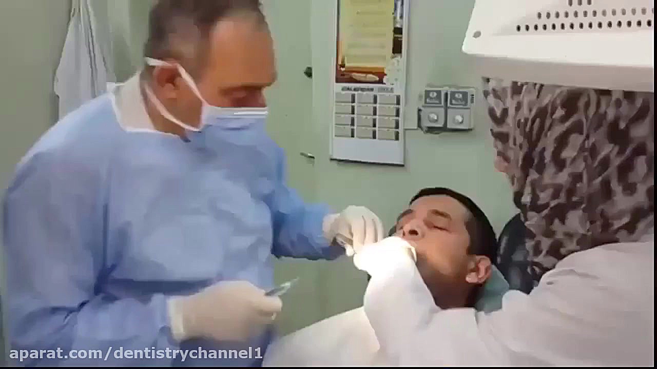 کشیدن دندان عقل نهفته پایین بیماری منیر