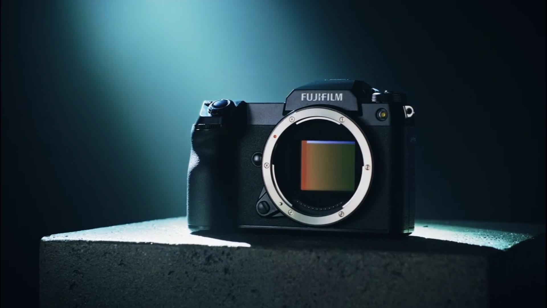 دوربین بدون آینه فوجی فیلم FUJIFILM GFX50S II GF35-70mm Kit هوپیلو