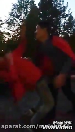 بچه های افغان رقص در کراوا با...