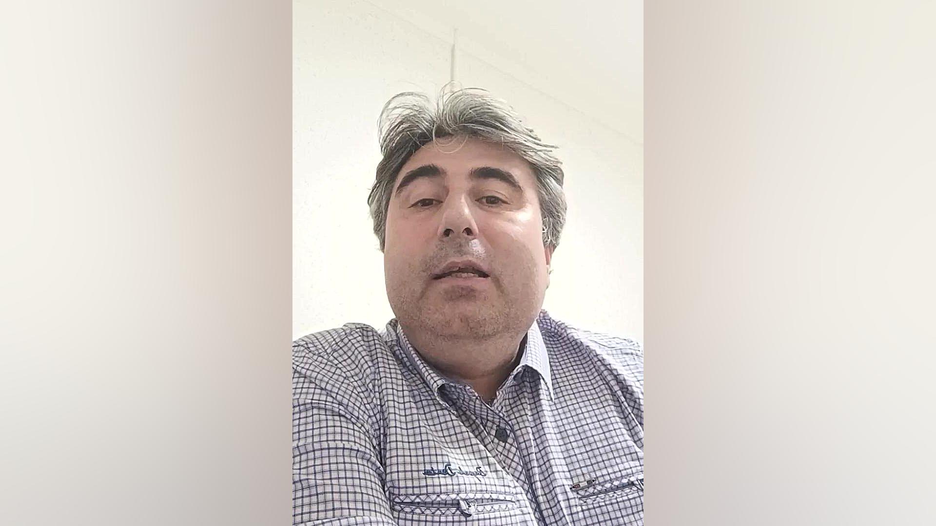سبک های هویتی مارسیا 09222543585 ـ گروه آموزشی دکتر پیری 09202543585 پرت و پلا