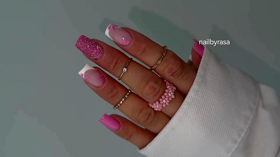 ناخن مصنوعی راسا طرح فرنچ و گل بابونه رنگ صورتی دیسکو