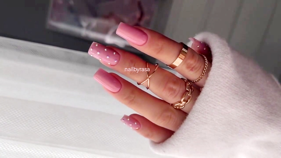 ناخن مصنوعی راسا طرح نگین برجسته رنگ بیس هلویی