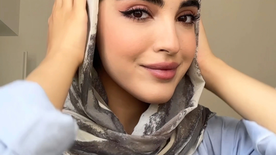 میکاپ دخترونه روزانه با تم صورتی (میکاپ ساده و زیبا)