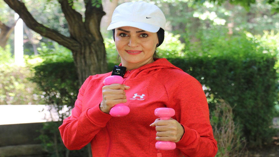 آموزش با دمبل توسط استاد ثنا هدایتی