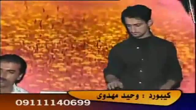 سوپراستار2013هالیوود برنده جایزه بهترن خواننده وبهترین تیپ و بهترین دنسر خانم جنیفر لوپز شخصا از ایشون قدردانی کردند زمان436ثانیه