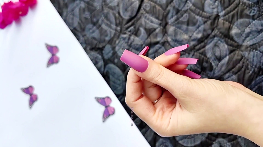 ناخن مصنوعی های ساده و رنگی و اقتصادی و ارزان راسا