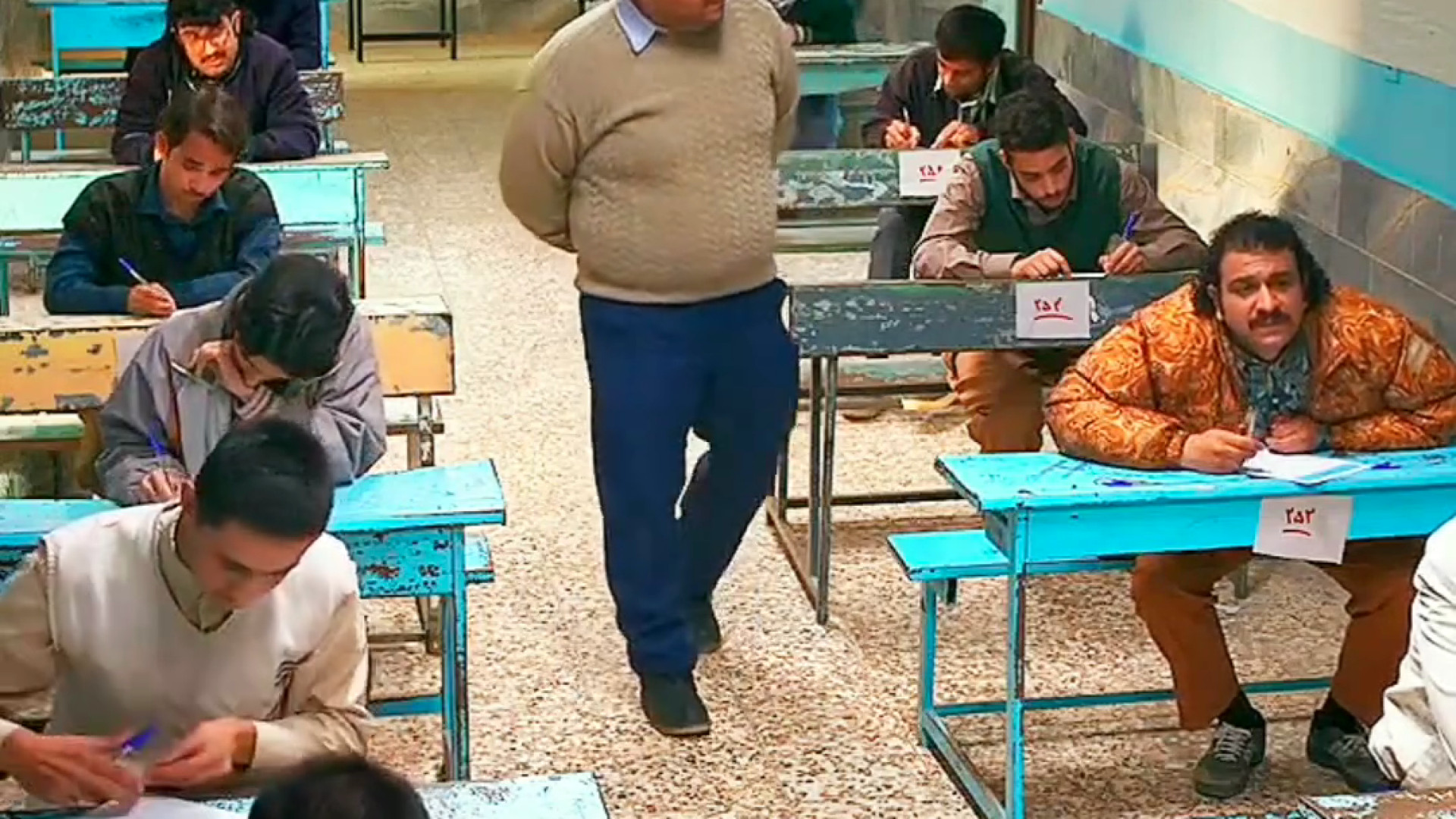 سکانس عالی از سریال نوروز رنگی تقلب در مدرسه زمان85ثانیه