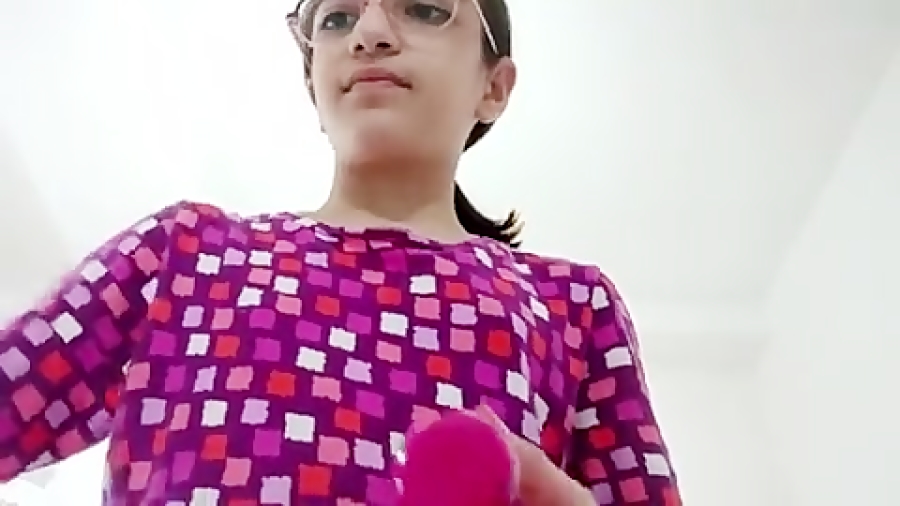 میکاپ فقط با یک روژ لب پارت اول