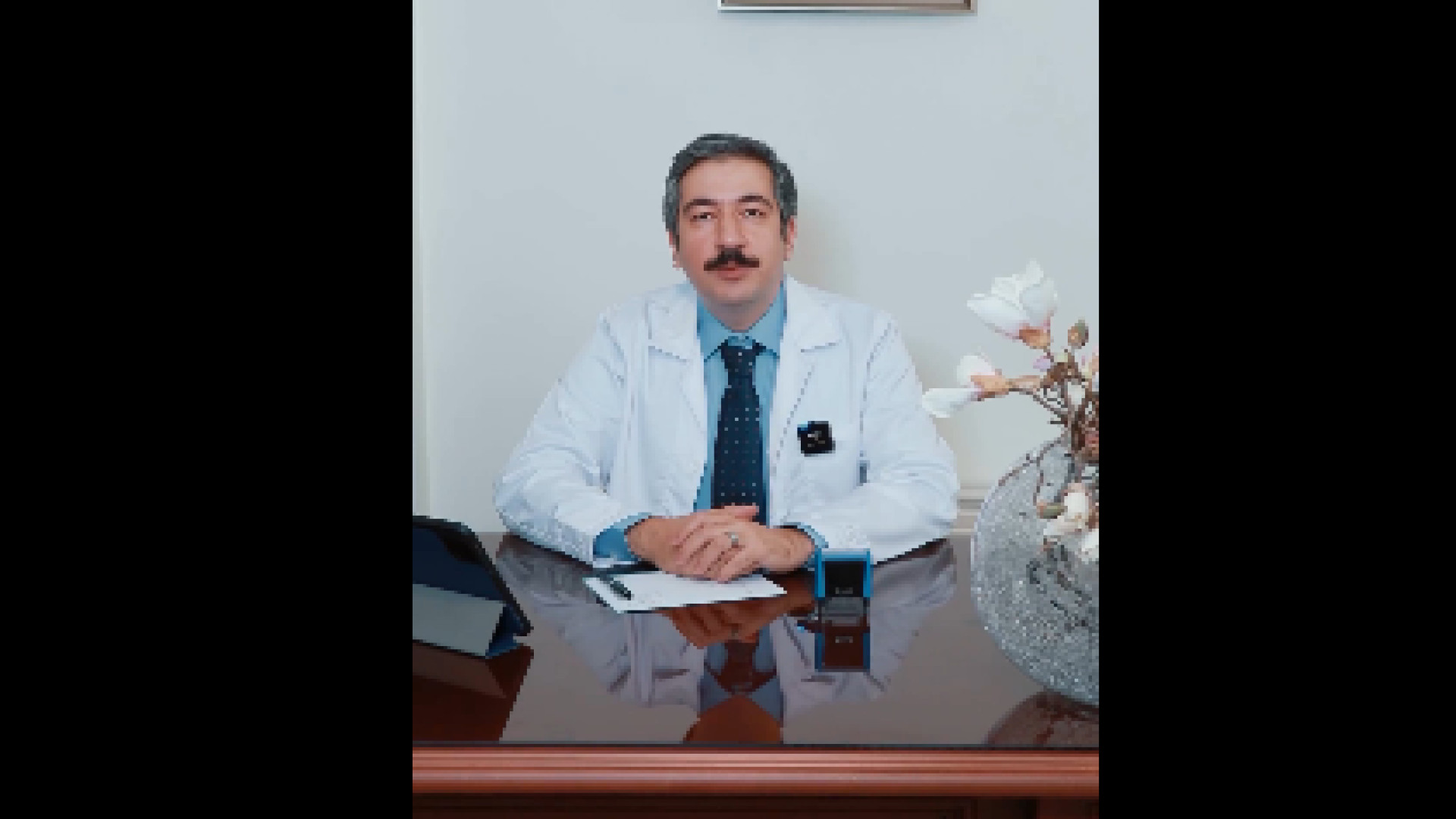 نحوه چسب زدن بینی بعد از عمل دکتر هاتف زیرک زاده - فوق تخصص جراحی پلاستیک