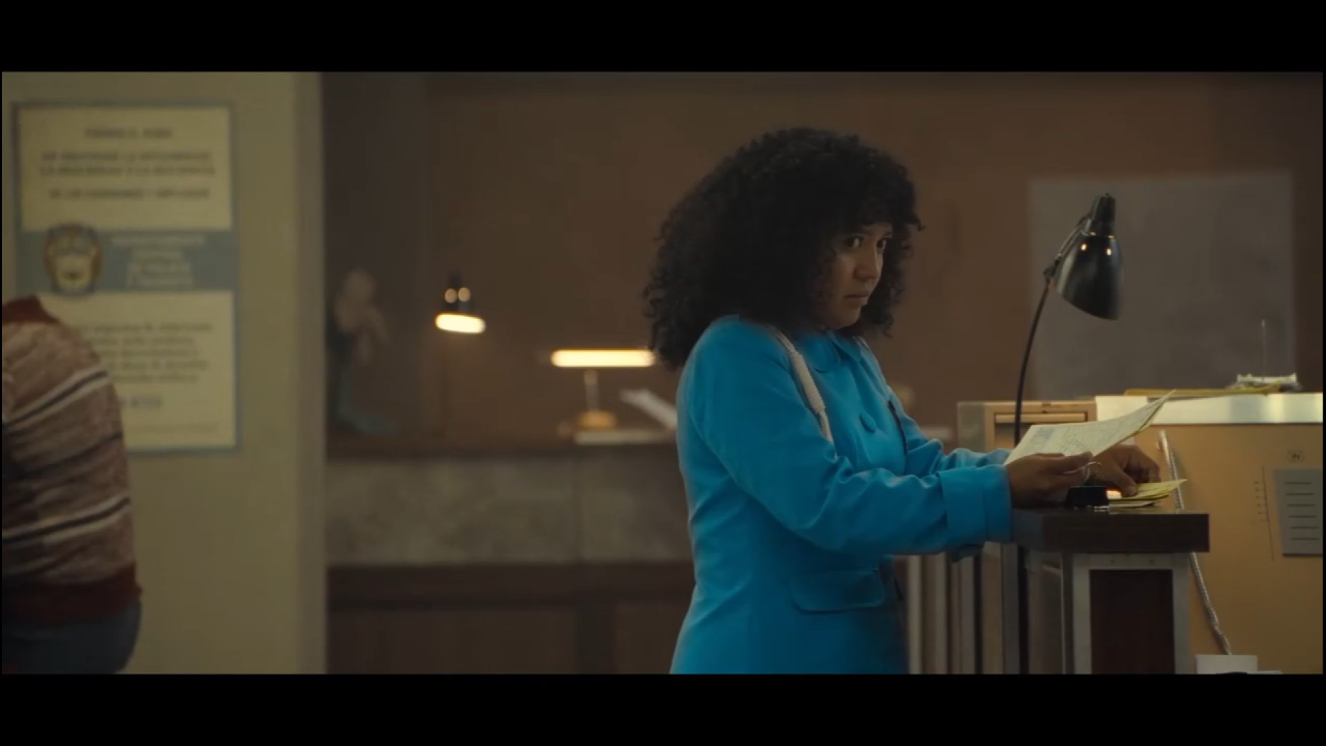 سریال زنان ابی پوش فصل 1 قسمت 3 THE WOMAN IN BLUE S01 E03 فالو