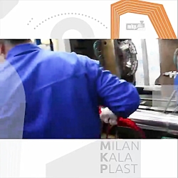 ساخت و تولید چراغ و قطعات خودرو  با دستگاه تزریق پلاستیک