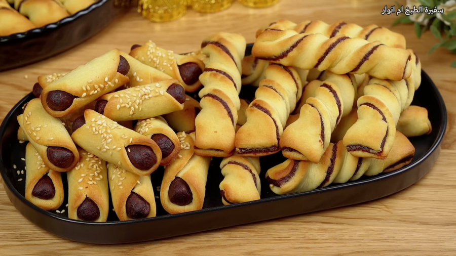 طرز تهیه بیسکویت خرمایی خوشمزه مناسب برای میان وعده و مدرسه بچه ها