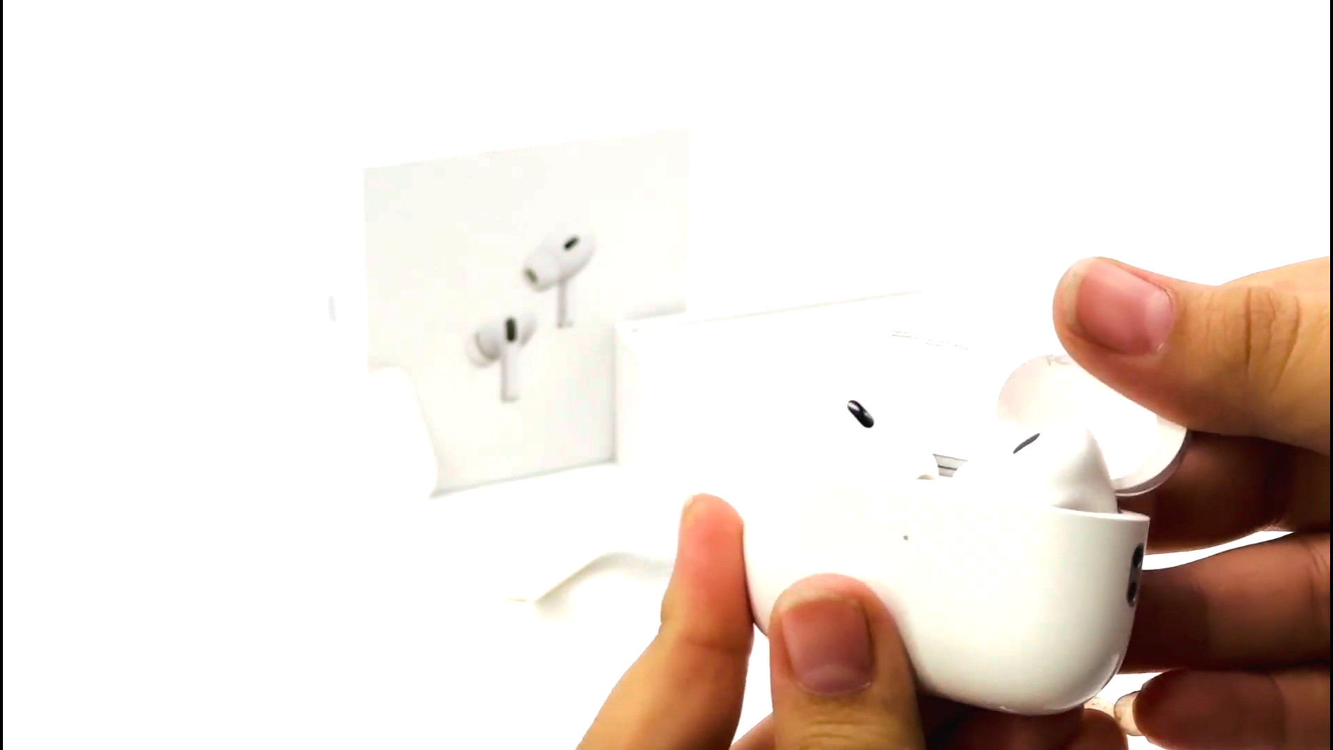 ایرپاد پرو 2 – Air Pods PRO 2 RJC درمان جای جوش