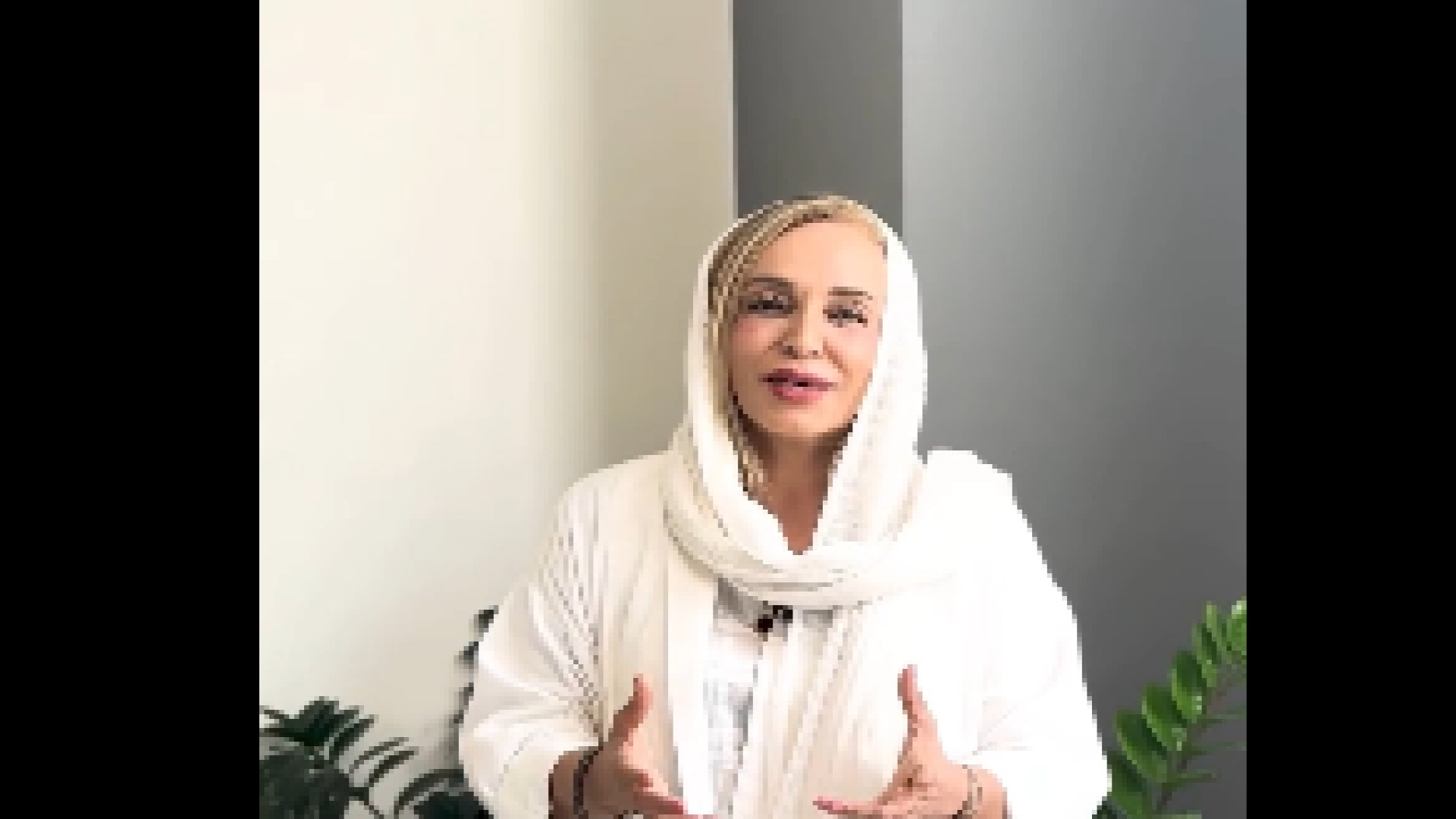 درمان شوره های سر دکتر پروانه ساکت - متخصص پوست و مو، زیبایی