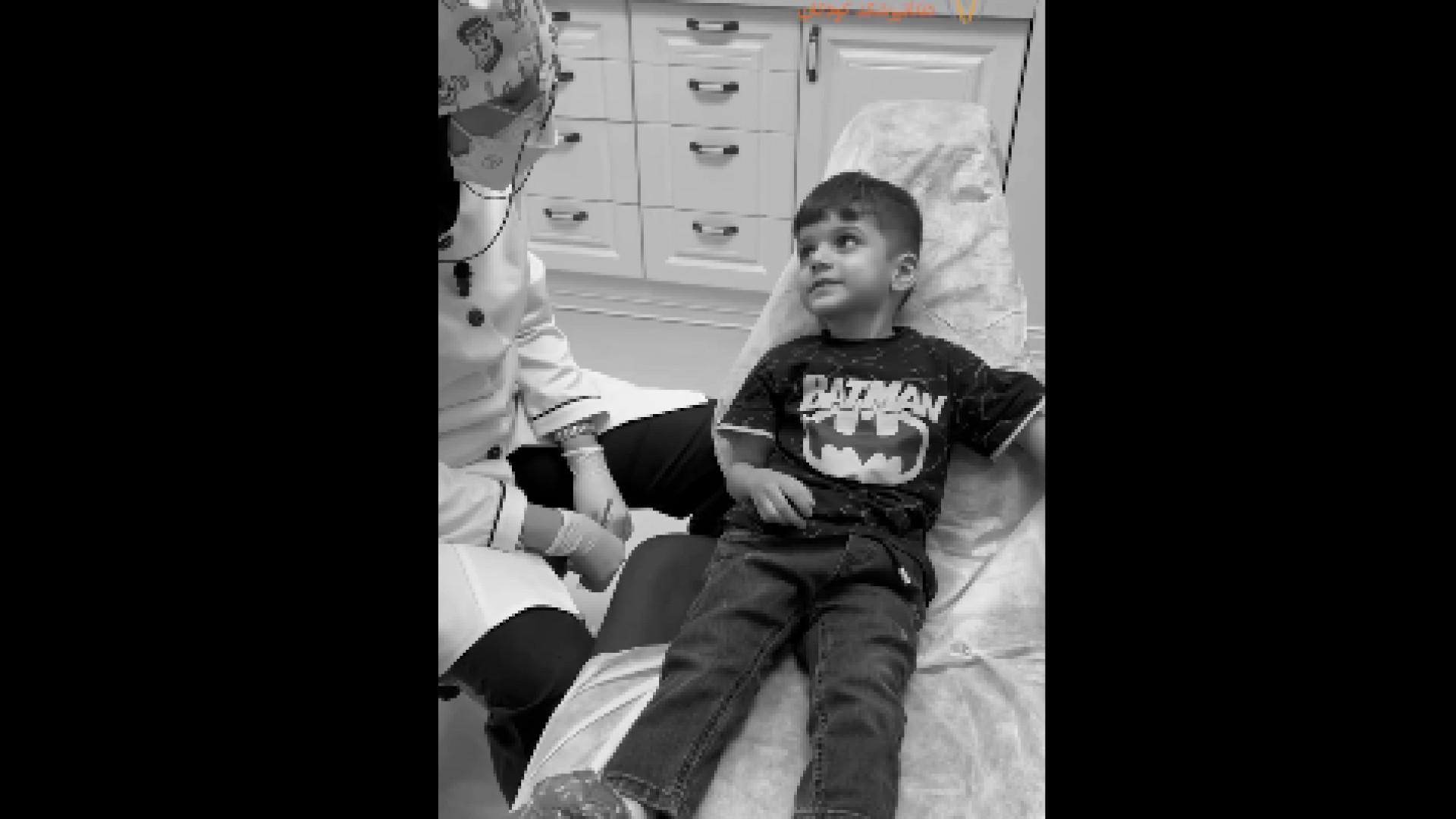 مطب دکتر ازاده فاضل دکتر آزاده فاضل _ دندان پزشک کودکان