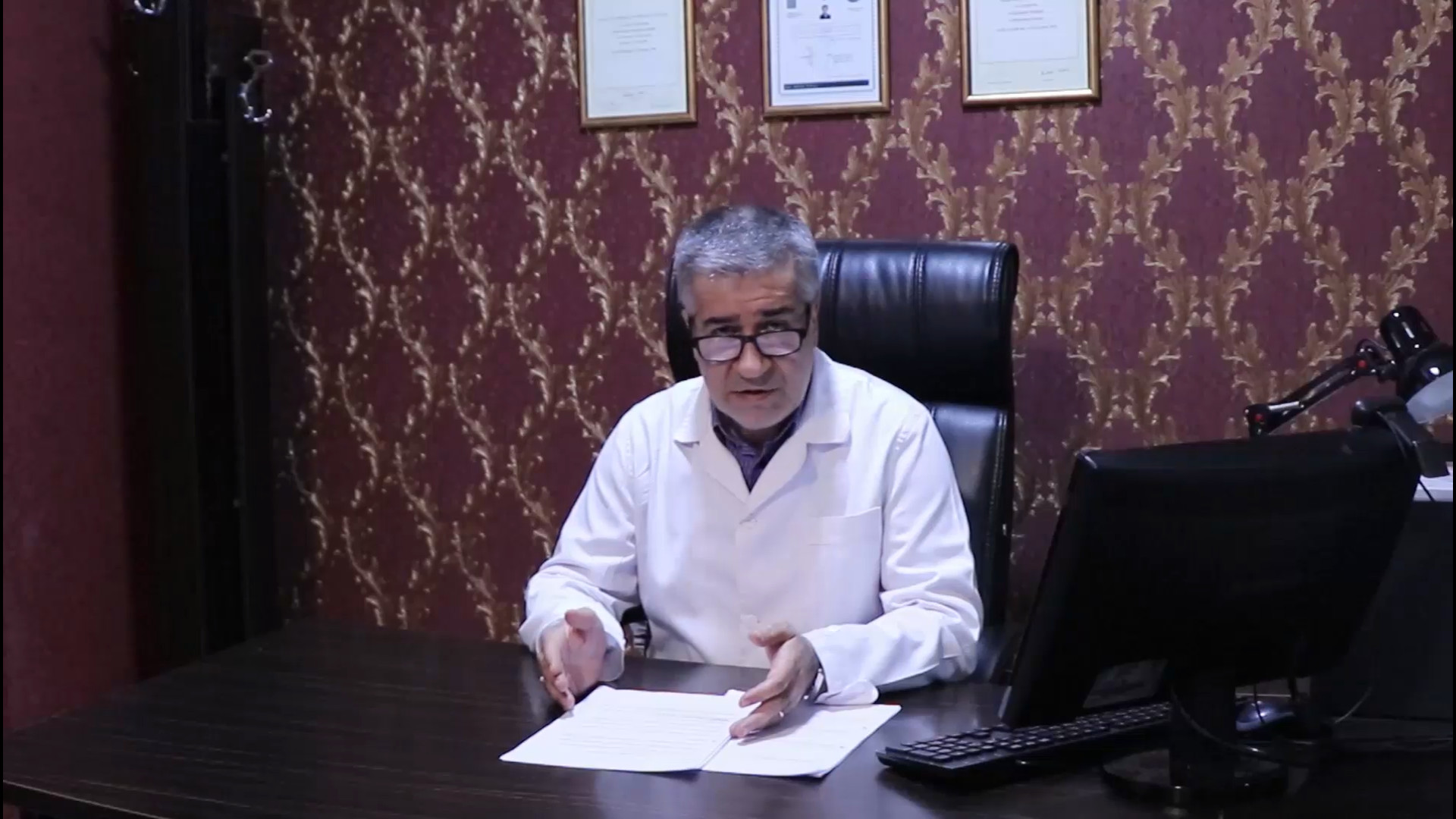 دکتر حمیدرضا خرم خورشید رئیس پانل کنگره بین المللی ژنتیک سرطان (کنسر ژنتیکس) مریم سعادت