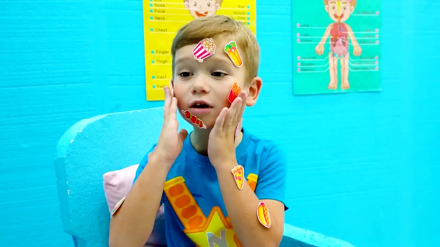 بچه ها عادات خوب و تغذیه سالم را یاد می گیرند