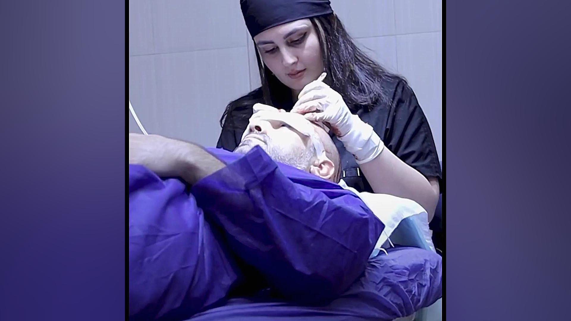 کلینیک کاشت مو و ابرو ایران فیت با 25 سال سابقه از قدیمی ترین کلینیک های ایران FEV1