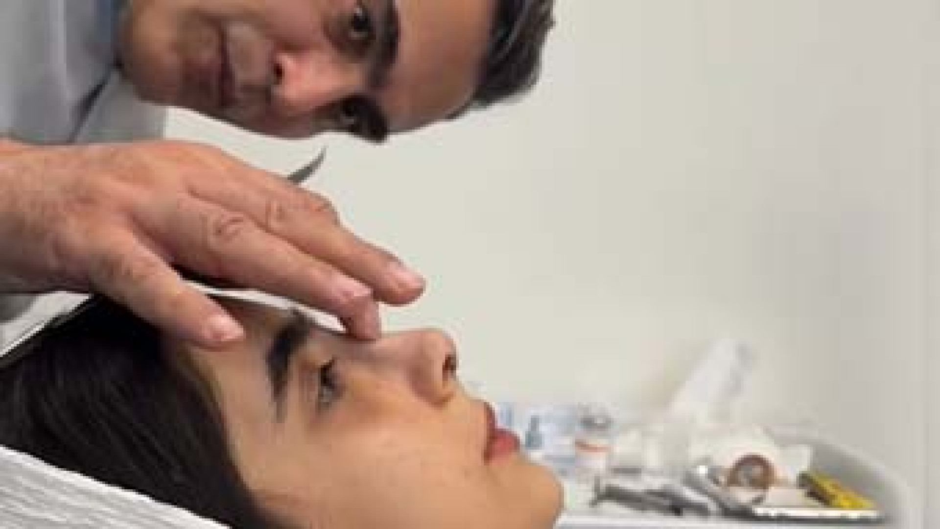 یک هفته بعد از جراحی بینی | دکتر محمد مجیدی دکتر محمد مجیدی - جراحی بینی به سبک طبیعی شیک