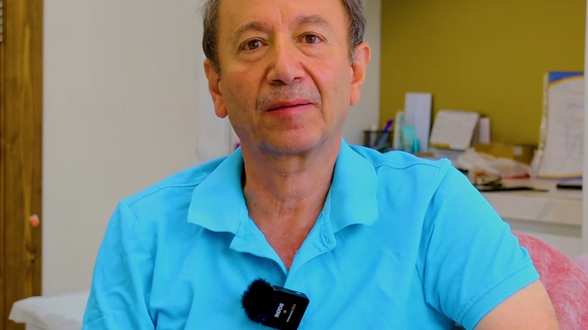 از زبان بیماران بشنویم ایمپلنت چطور است؟! دکتر عباس گشاده رو، متخصص جراحی لثه و ایمپلنت