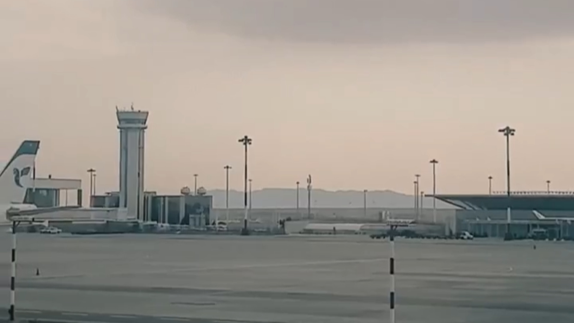 پوستر کوچک