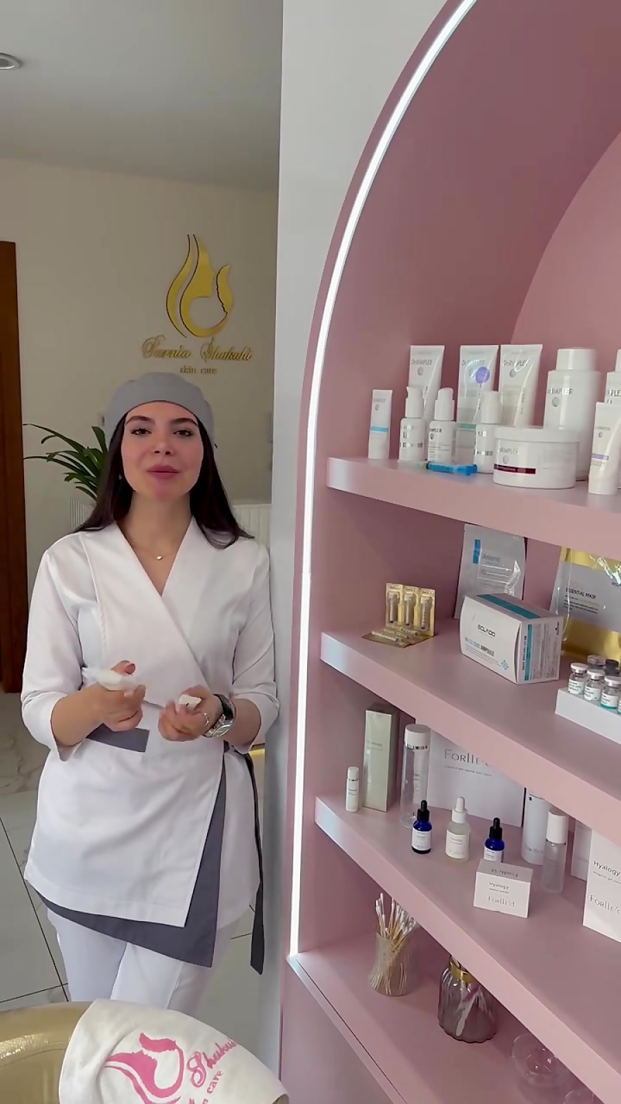 بهترین کرم دور چشم خارجی