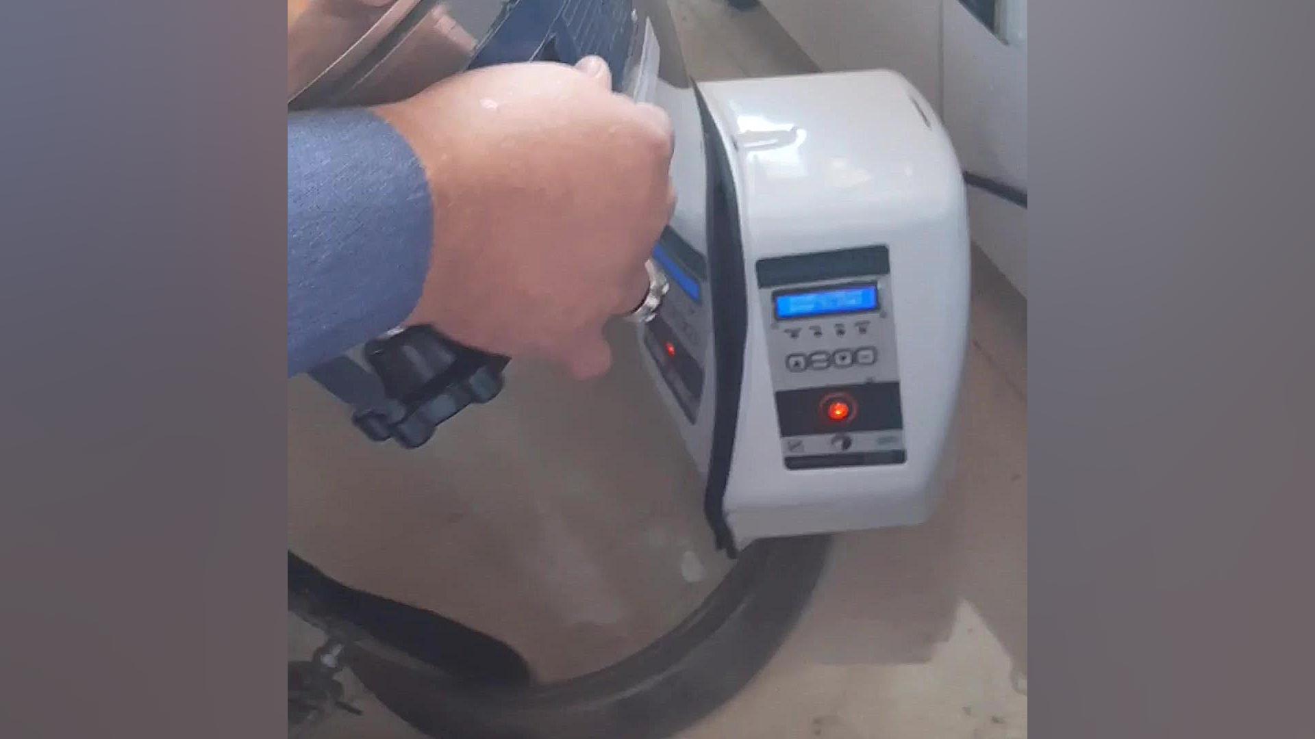 آشنایی و کار با اتوکلاو قدیمی دکتر پوست