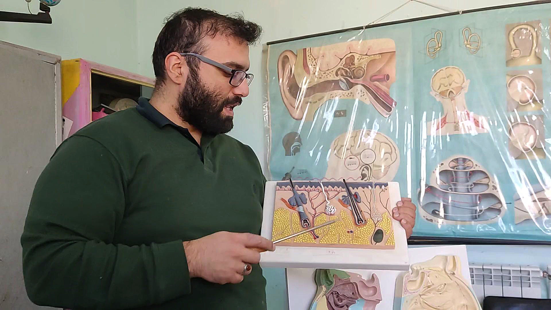 **آزمایشگاه علمی: حس‌های چشایی، بویایی و حس‌های مختلف پوست** هومن سیدی