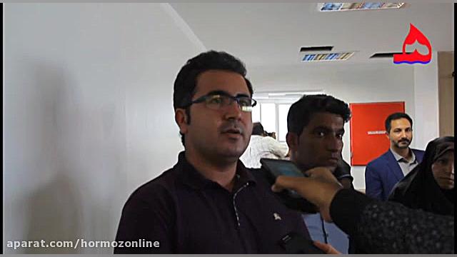 پوستر کوچک