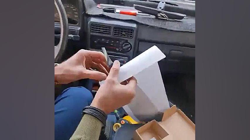 برچسب آفتابگیر شیشه جلو خودرو روبینزو مدل 2023 مناسب برای پراید 111 - فیلم ارسال هپوپلازی مغز استخوان
