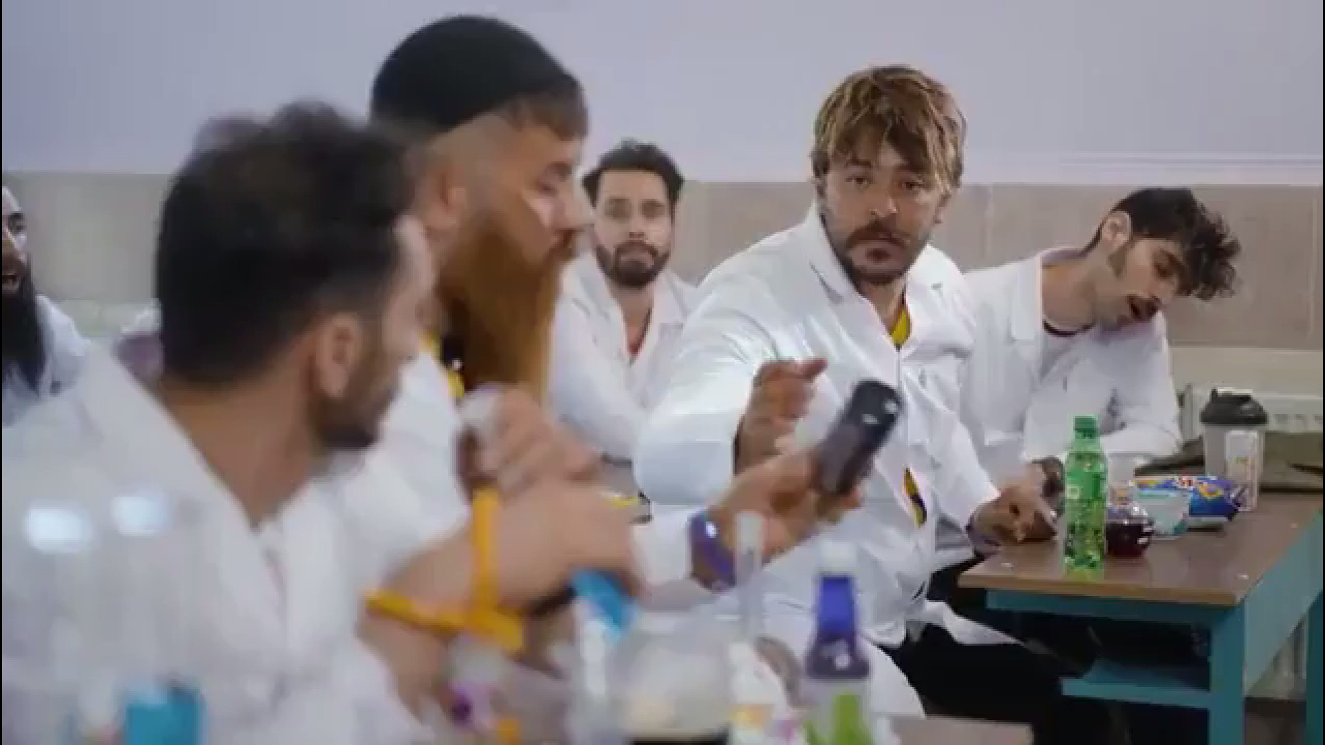 طنز خنده دار حامد تبریزی/کلاس آزمایش/زنگ آخر/طنز کلیپ/کلیپ خنده دار افترافکت