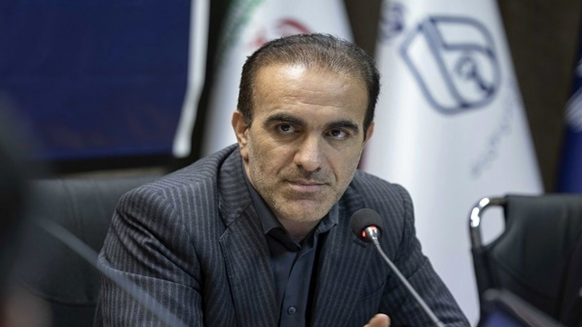 رئیس نظام پزشکی: ۳۰ هزار پزشک عمومی بیکار داریم رفع افتادگی پلک