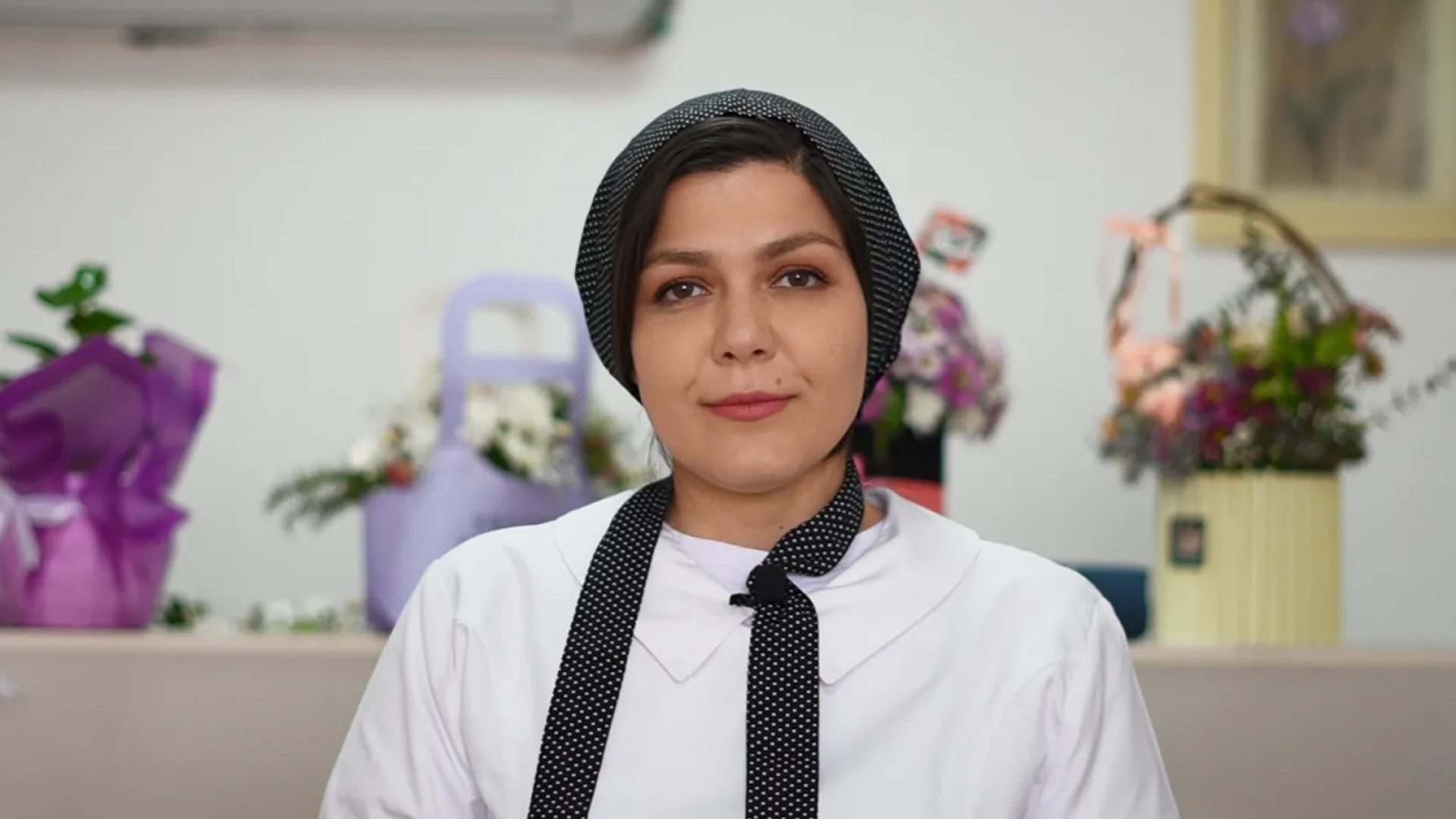 معرفی دکتر امینه پیراسته | جراح - دندانپزشک عمومی - گیلان شهرستان رضوانشهر اینسایزینگ