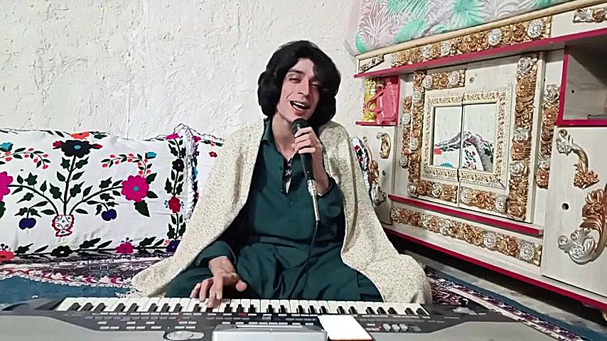 سوتگین دل سوت به غما/ محسن پردیس زمان385ثانیه