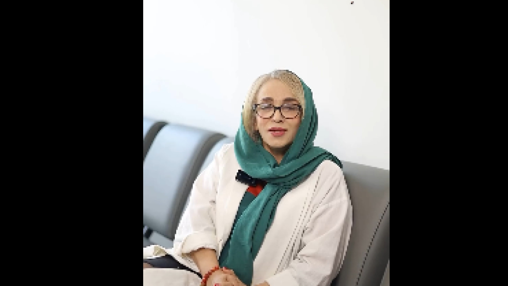 رفع آکنه با داروی ایزوترتینوئین دکتر پروانه ساکت - متخصص پوست و مو، زیبایی