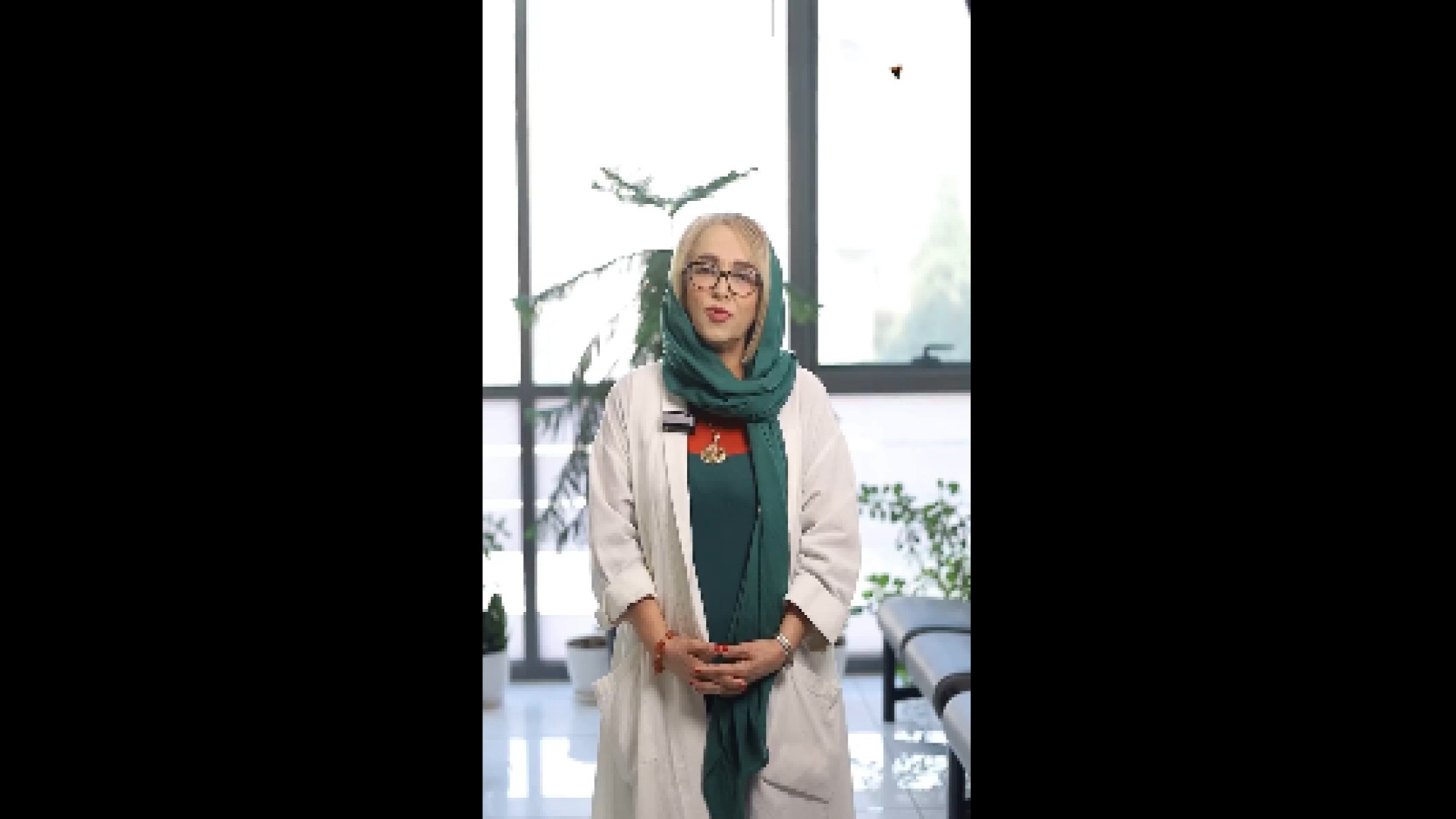 درمان جای جوش (اسکار آکنه) دکتر پروانه ساکت - متخصص پوست و مو، زیبایی