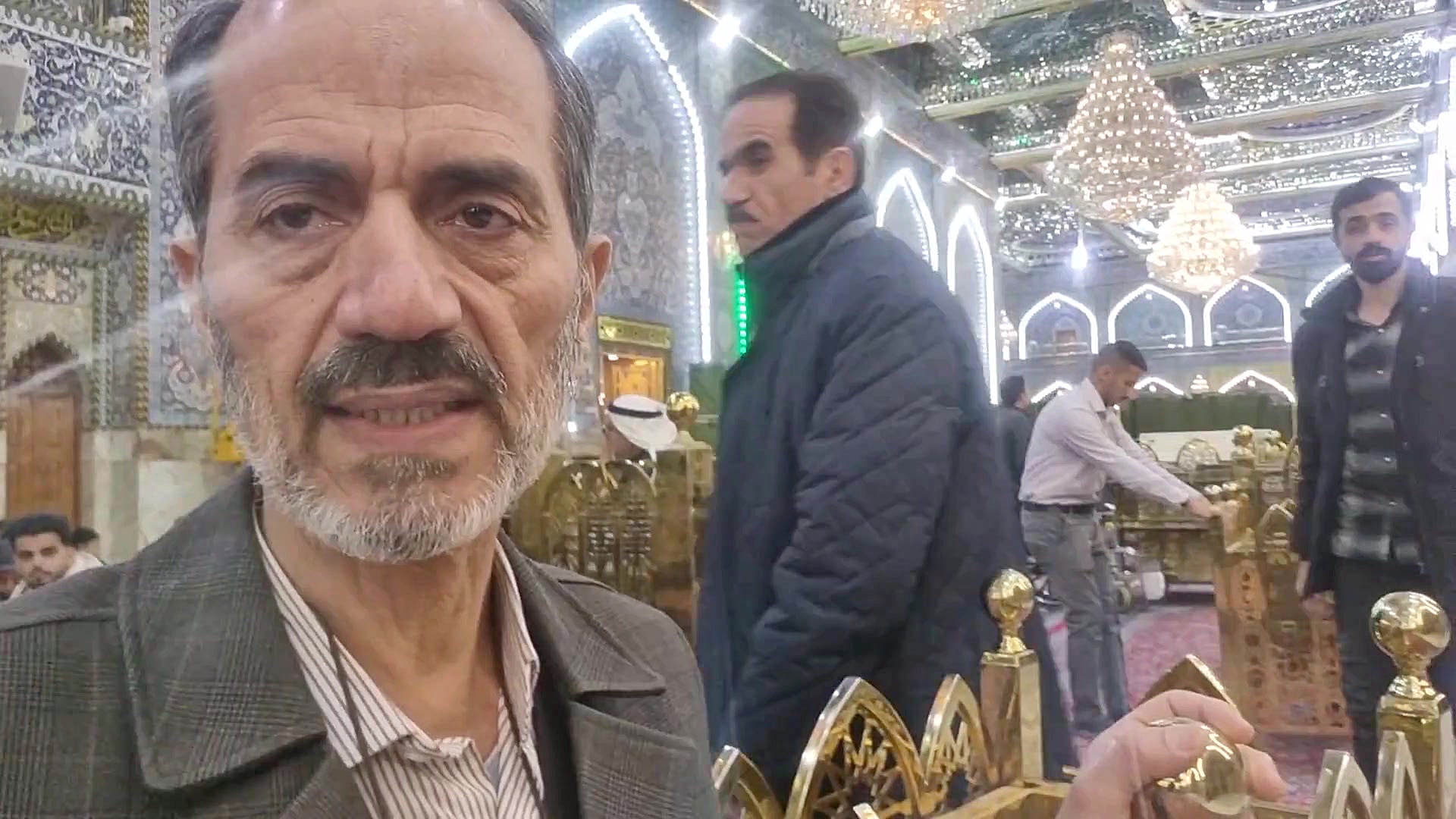 نرده و قفسه متحرک زیبای حرم حصرت ابوالفضل