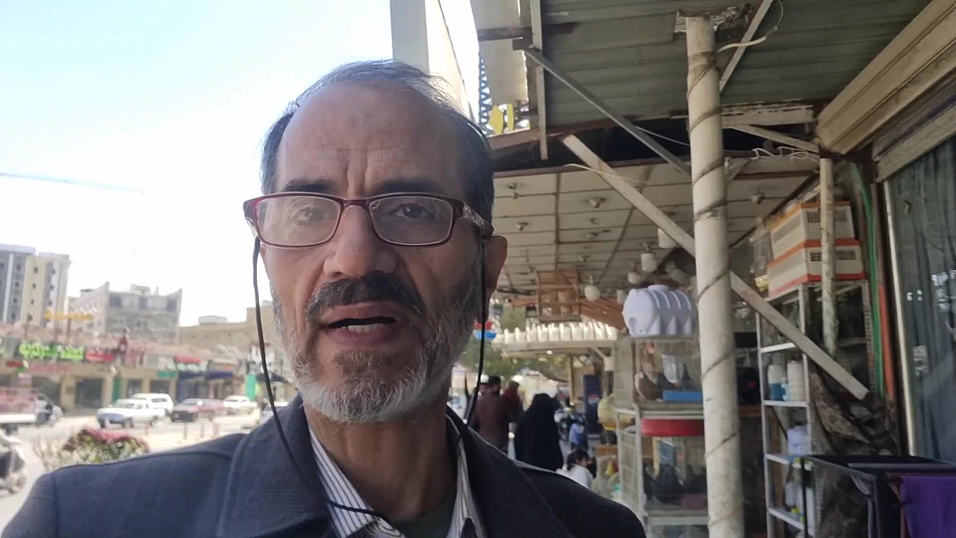 گفتگوی کبوتر در قفس و کبوتر آزاد