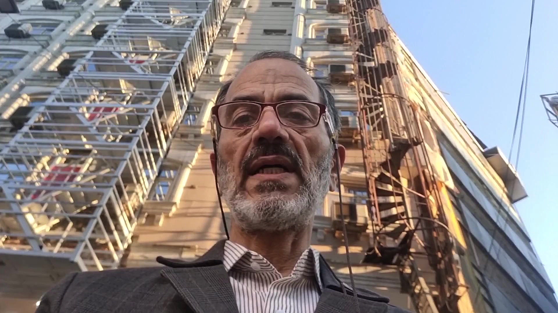 پله های فرار هتل در کربلا