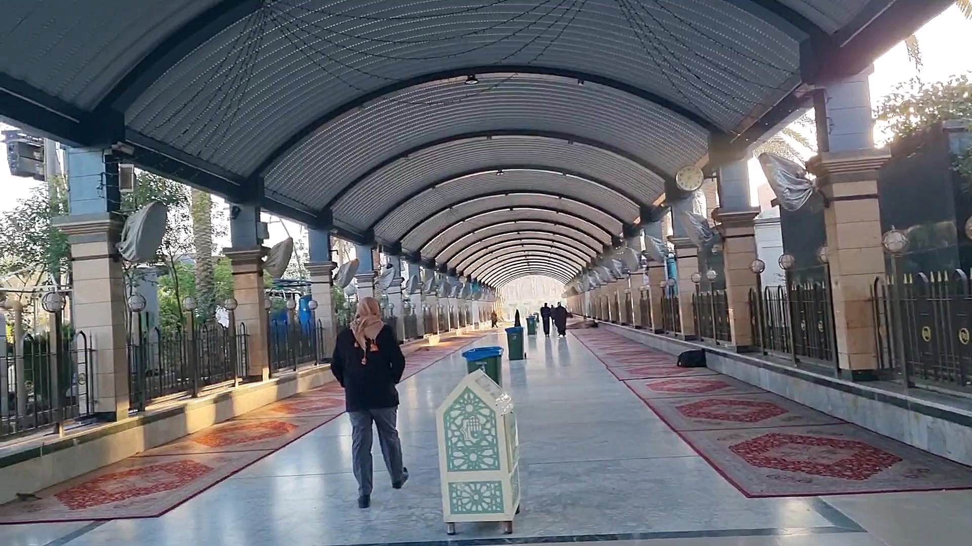 سایبان در بین الحرمین کربلا