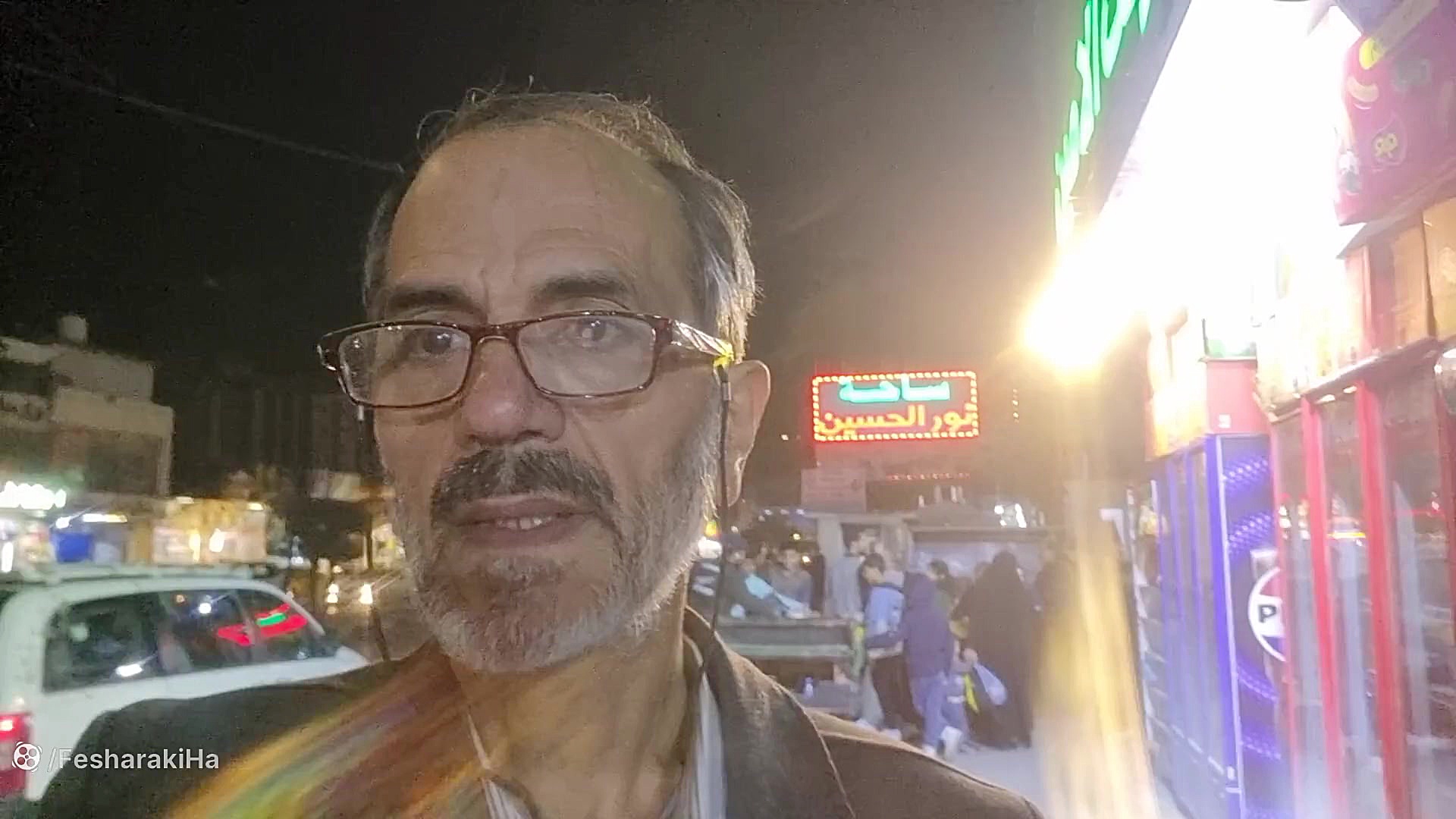عروس و داماد ساده کنار خیابان در کربلا