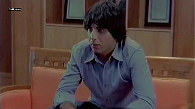 کلیپ عاشقانه حمید گودرزی و الناز شاکردوست در فیلم کیش و مات زمان204ثانیه