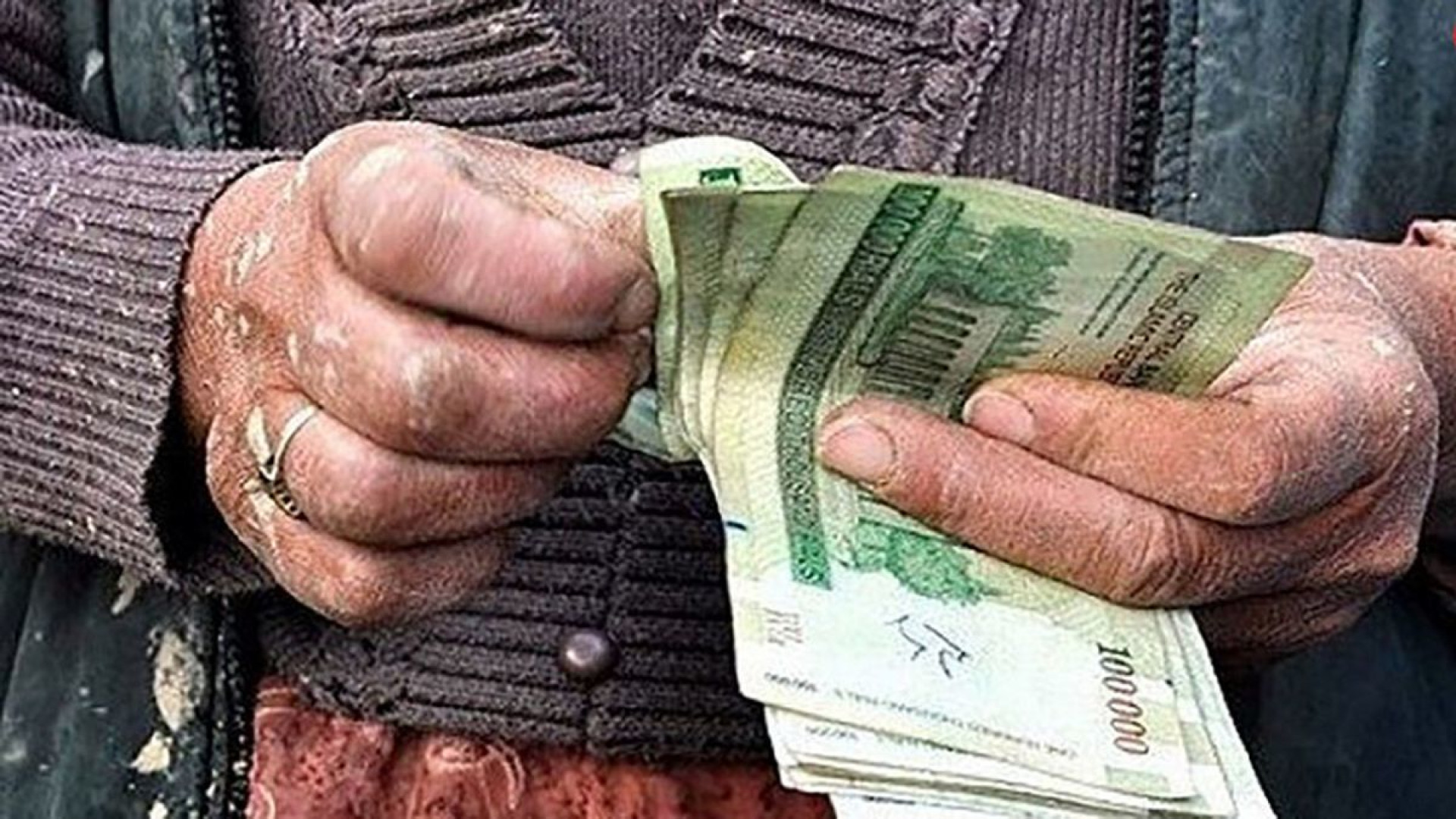 تکذیب افزایش دوباره دستمزد کارگران در طول سال اینفلوئنسر بامزه