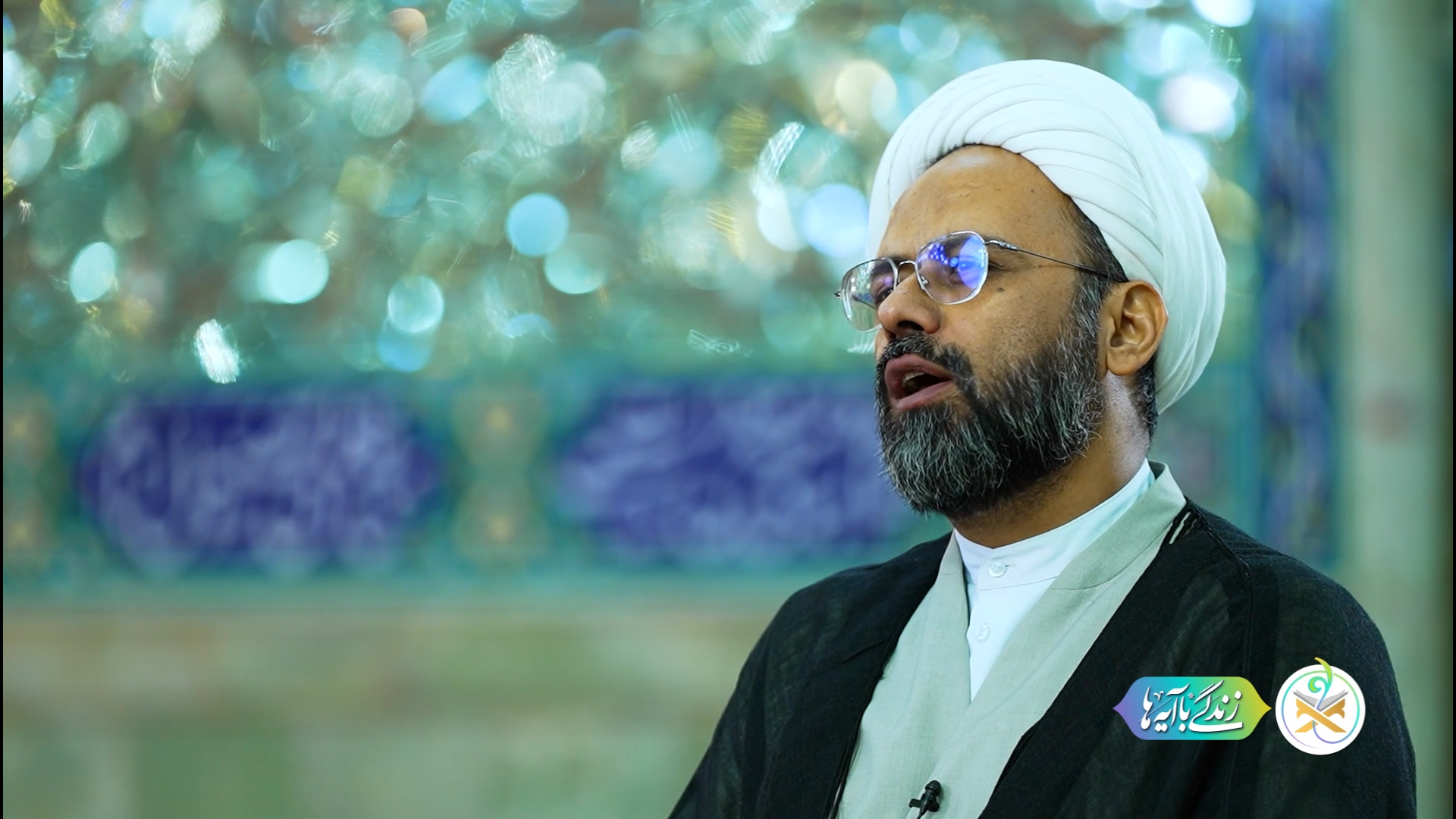 حجاب از نگاه و آزار بیمار دلان محافظت میکنه