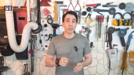 الکترود و استاد باهم هم قافیه اند به دلیل حرف آخر آن ها دال است. CUT&RUN