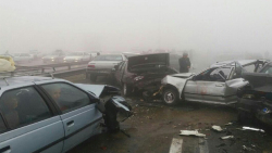 تصاویری هولناک از تصادف زنجیره‌ای شدید بر اثر طوفان شن