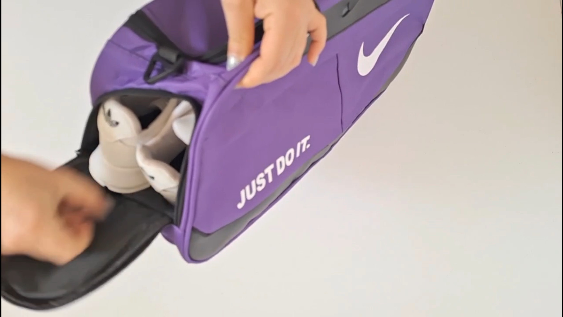 ساک ورزشی نایک JUST DO IT جاکفشی دار S-2 لیزر صورت