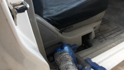 تعمیرات رفع لقی پشتی صندلی _ خودرو _ پراید